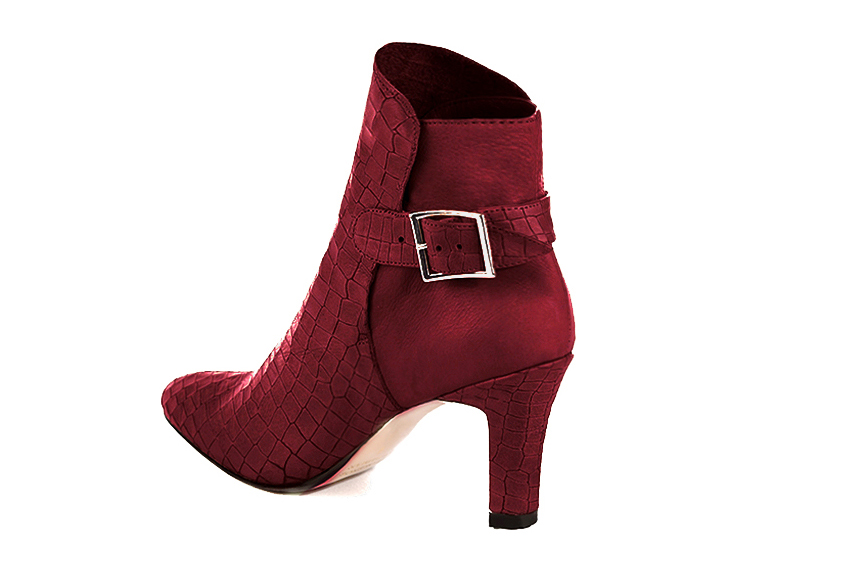Burgundy red women's ankle boots with buckles at the back. Round toe. High kitten heels. Rear view - Florence KOOIJMAN